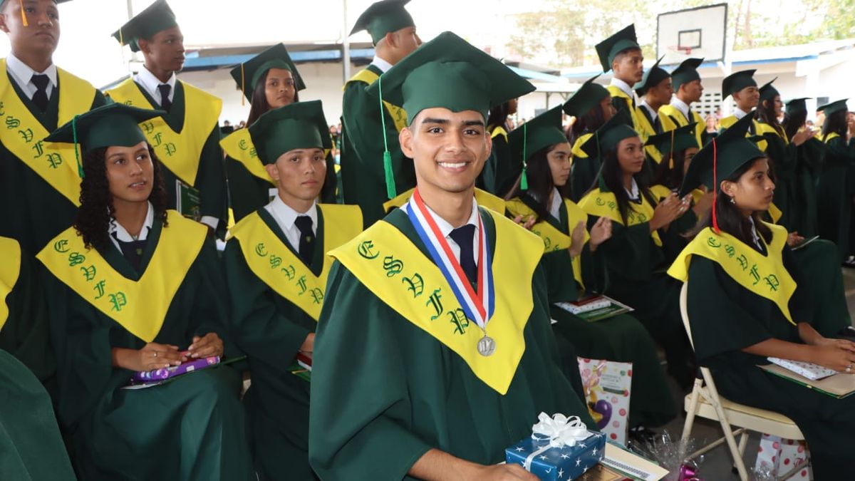 Meduca Actos de graduación culminan este viernes