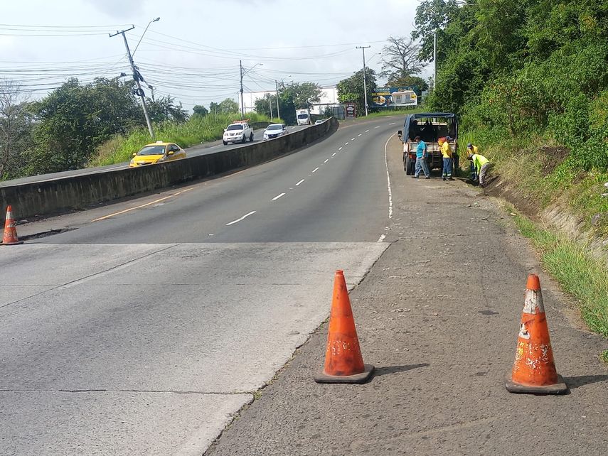 Mop Realiza Mantenimiento En Varios Puntos De Panam Oeste