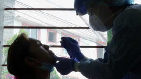 Coronavirus: El mundo estará vulnerable hasta encontrar la vacuna