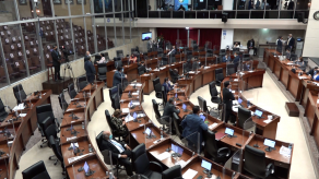 Asamblea aún sin fecha de citación a ministra del Mides y directora de Senniaf