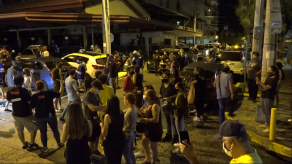Sanciones por protestas en medio de toque de queda violan constitución