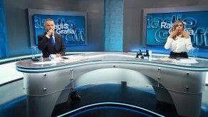 Viene un jaque mate en el gabinete | Los Bochinches