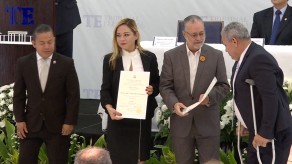 Alcaldes y diputados electos recibieron credenciales