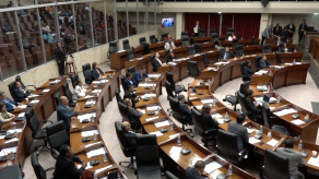 Diputados a favor de reformas a contrataciones públicas