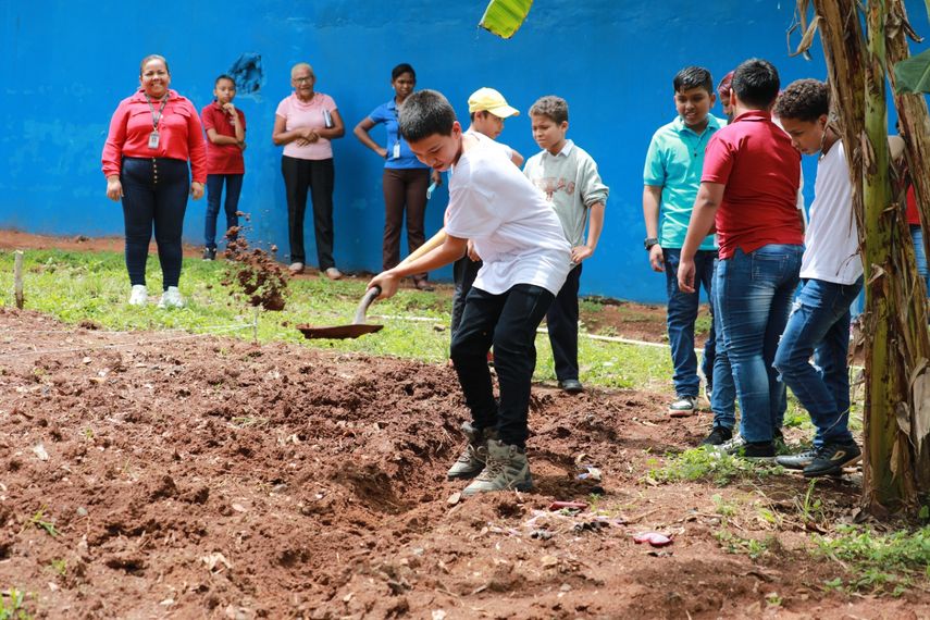 MIDES arranca plan para futuros emprendedores
