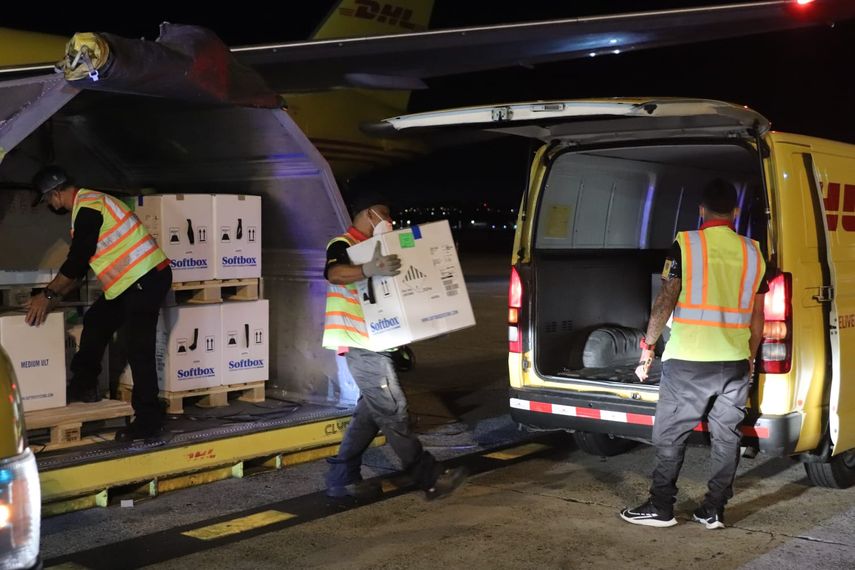En Panam&aacute; a partir de este 24 de noviembre empez&oacute; la aplicaci&oacute;n de dosis de refuerzo a la poblaci&oacute;n mayor de 18 a&ntilde;os.