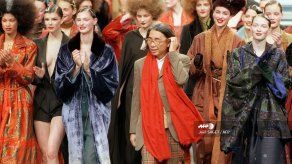 El diseñador de moda Kenzo muere a causa del covid-19