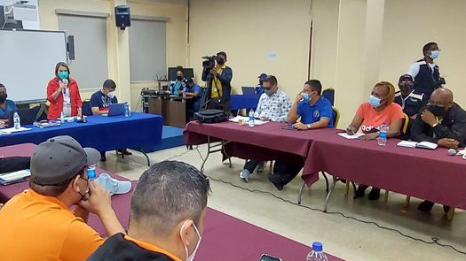 MEDUCA y gremios docentes analizan inicio de año escolar