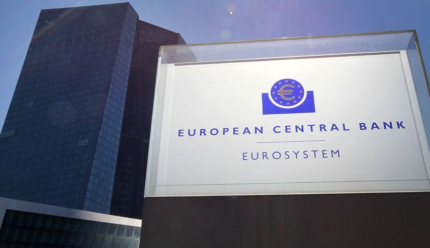 El Banco Central Europeo mantuvo las tasas de interés para la zona euro este jueves, pero alentó las expectativas de un recorte de los tipos en la reunión de junio ante la desaceleración de la inflación. El Banco Central Europeo mantuvo las tasas de interés para la zona euro este jueves, pero alentó las expectativas de un recorte de los tipos en la reunión de junio ante la desaceleración de la inflación.