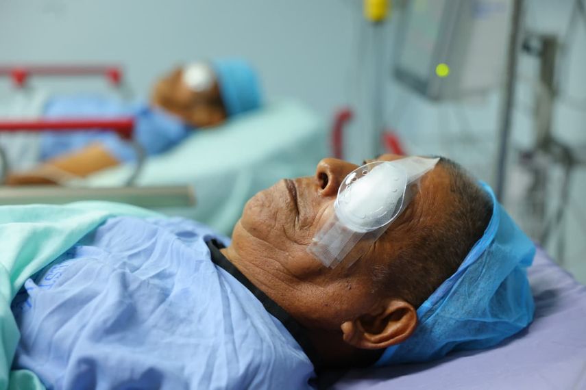 Cataratón devuelve la visión a pacientes de Aguadulce este fin de semana