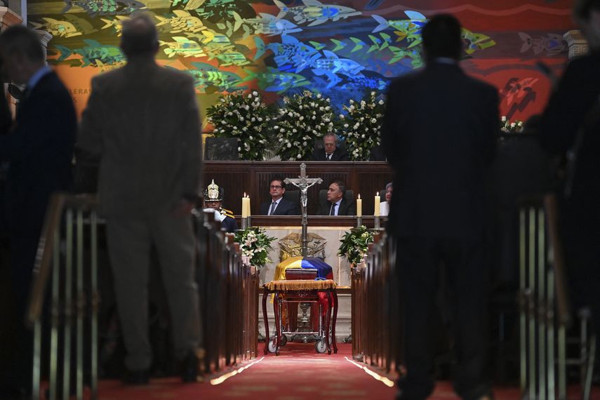 Colombia empieza a despedir a Fernando Botero con honores