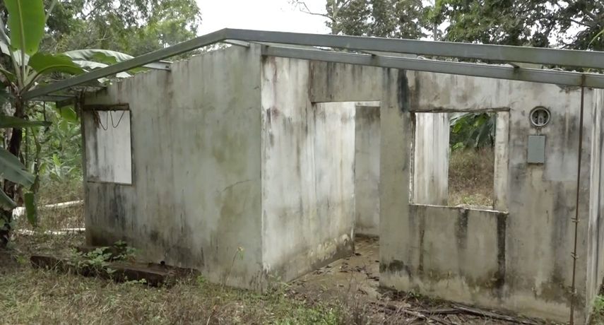 Unas 10 viviendas de Techos de esperanza quedaron sin terminar en Santa Clara, Renacimiento, por lo cual la representante hace un llamado a las autoridades.