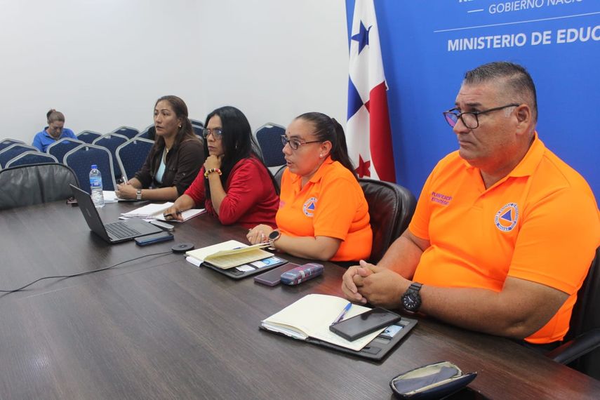 El Meduca se prepara para hacer jornadas de capacitación y sensibilización a toda la comunidad educativa de manera que, para la fecha indicada, se active el protocolo de evacuación correspondiente en los centros escolares seleccionados.