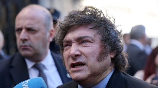 Milei arremete contra Sánchez: lo llama ladrón, corrupto y dictador Milei arremete contra Sánchez: lo llama ladrón, corrupto y dictador
