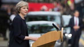 Theresa May se convierte en la nueva primera ministra británica