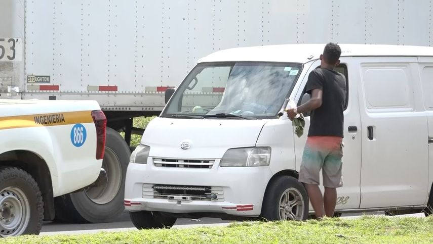 Los extranjeros fueron captados y llevados ante un juez de paz por alteración del orden público y agredir a las unidades policiales y de Migración en David.