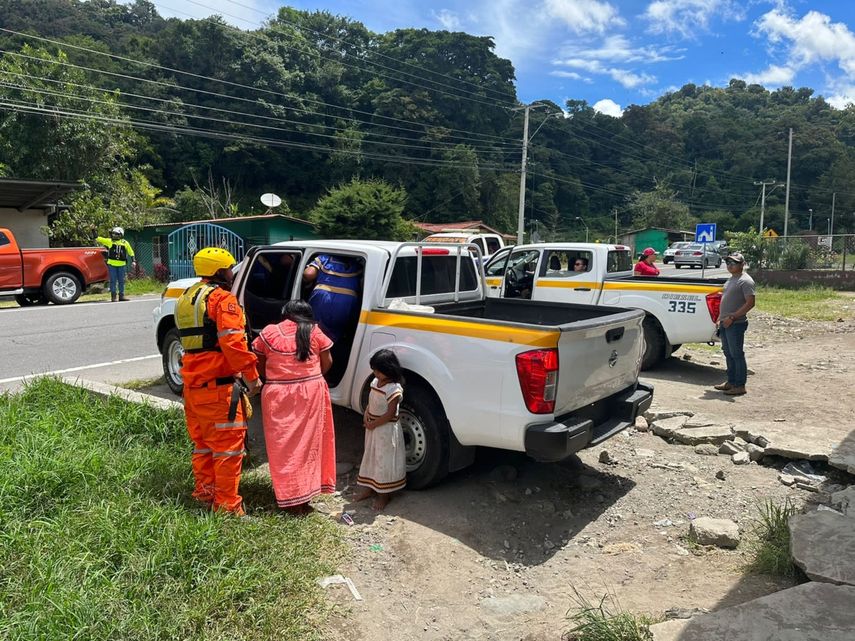 En Tierras Altas se realizaron evacuaciones en Bambito y Cerro Punta