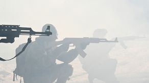 Francia niega violar sanciones con ventas de armas a Rusia