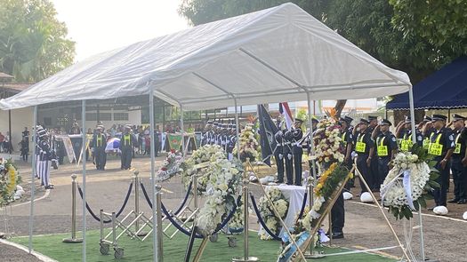 Rinden homenaje póstumo a policía que murió atropellado