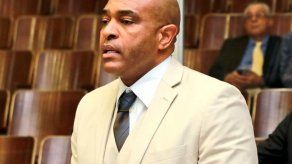 Denuncian que el diputado Bolota agredió a dos colegas en reunión de bancada