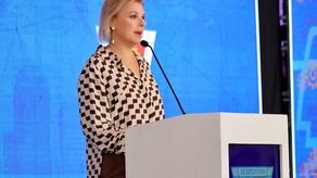 La Asociación Panameña de Ejecutivos de Empresa  (APEDE) consideró que el programa gubernamental Panamá pa Ti representa una oportunidad para atender necesidades prioritarias como el empleo, la salud, la canasta básica y el acceso al agua potable.