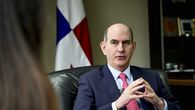 El ministro panameño de Economía y Finanzas, Felipe Chapman, asegura en una entrevista con EFE que el Gobierno desarrolla planes que incrementarán de forma muy interesante la inversión extranjera en Panamá, ávida de estos flujos para reducir el desempleo y elevar los ingresos fiscales. El ministro panameño de Economía y Finanzas, Felipe Chapman, asegura en una entrevista con EFE que el Gobierno desarrolla planes que incrementarán de forma muy interesante la inversión extranjera en Panamá, ávida de estos flujos para reducir el desempleo y elevar los ingresos fiscales.