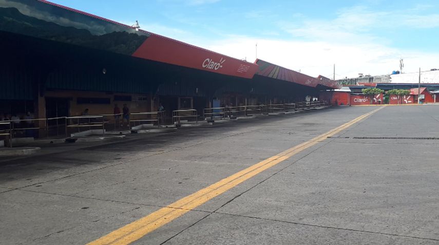 Transportistas de COTRADIN extendieron su paro por otro día más en Chiriquí
