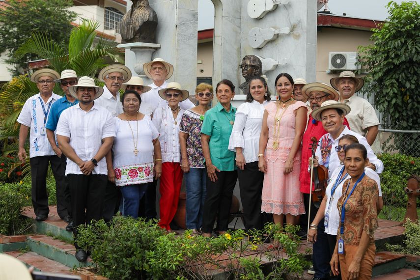 El museo en Guararé ofrece información sobre la historia y cultura del distrito. El museo en Guararé ofrece información sobre la historia y cultura del distrito.