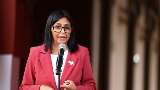 Delcy Rodríguez exige actuar contra jueces que cobran por amnistía en Venezuela Delcy Rodríguez exige actuar contra jueces que cobran por amnistía en Venezuela