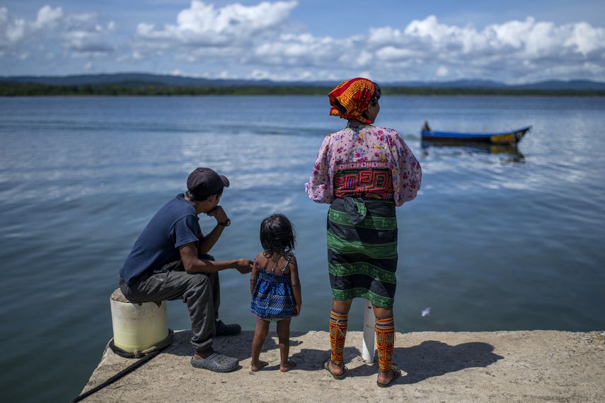 Panamá enfrenta desafío para trasladar familias indígenas de Guna Yala