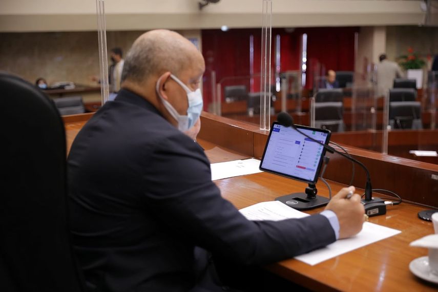 En la sesión del segundo debate de Reformas Electorales, también participan los magistrados del Tribunal Electoral.