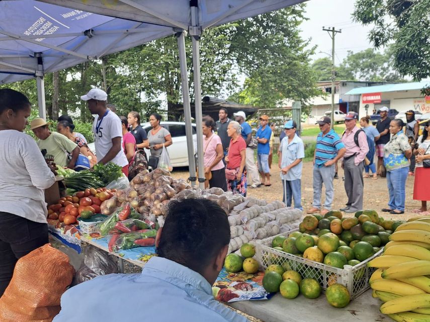 Para este viernes 29 de septiembre habrá Agroferias en varios puntos del país, anunció el Instituto de Mercadeo Agropecuario (IMA). Para este viernes 29 de septiembre habrá Agroferias en varios puntos del país, anunció el Instituto de Mercadeo Agropecuario (IMA).