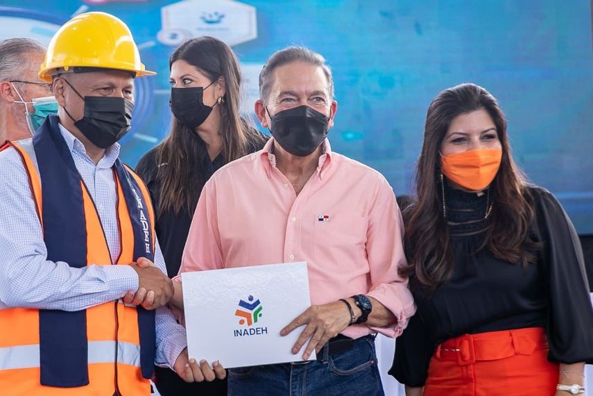 Gobierno Nacional entregó beneficios la mañana de este viernes