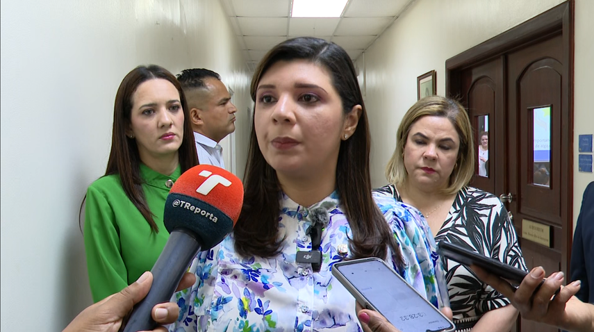 Gobierno continúa en conversaciones con la empresa Chiquita