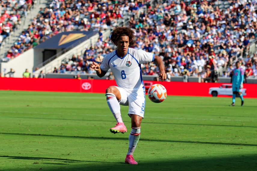 Adalberto Carrasquilla pasa y se desmarca de los rumores