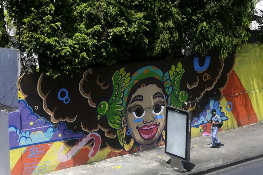 Murales urbanos en Ciudad de Panamá honran la naturaleza y el progreso del país