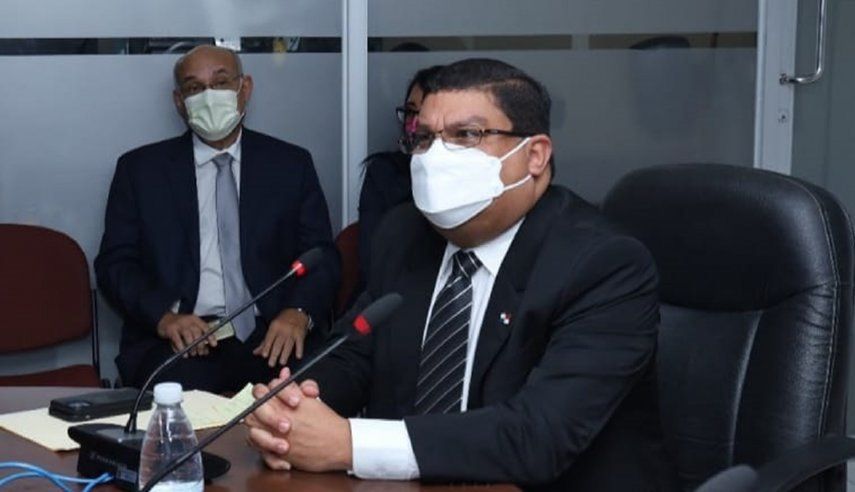 Nito Cortizo da golpe de timón en su equipo de Gobierno