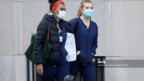 Coronavirus pone a prueba salud mental de personal médico en New York