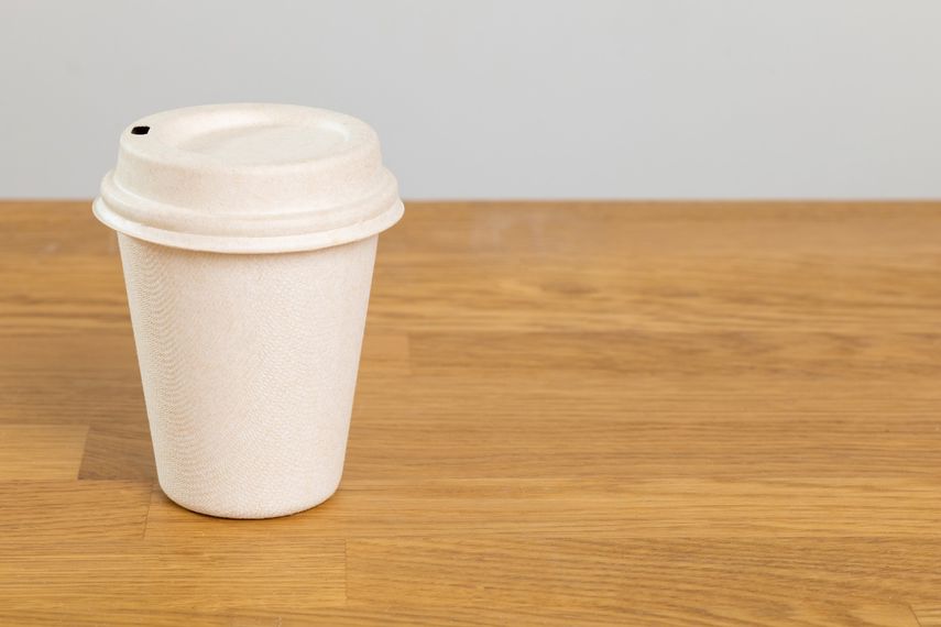 Unión Europea prohibirá envases plásticos de un solo uso