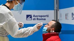 Llega a Roma el primer vuelo a prueba de covid desde Nueva York