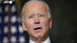 Biden dice que redes sociales están matando gente con desinformación sobre covid-19