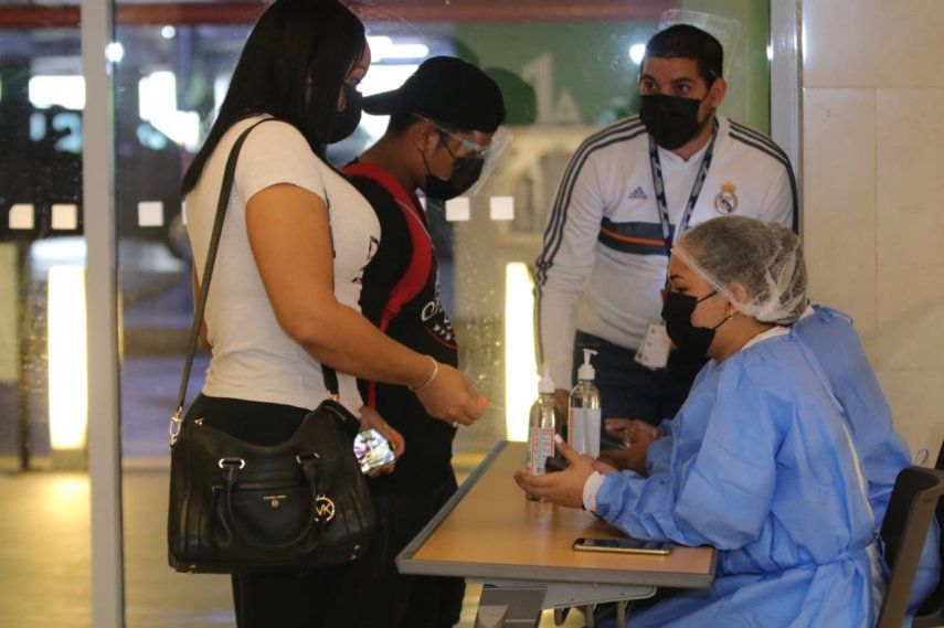 La ministra María Ines Castillo, agregó que de darse esta medida por parte del gobierno es para asegurar ese derecho colectivo a la salud.