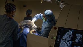 Un nuevo tratamiento reduce 74% avance de un raro cáncer de sangre         