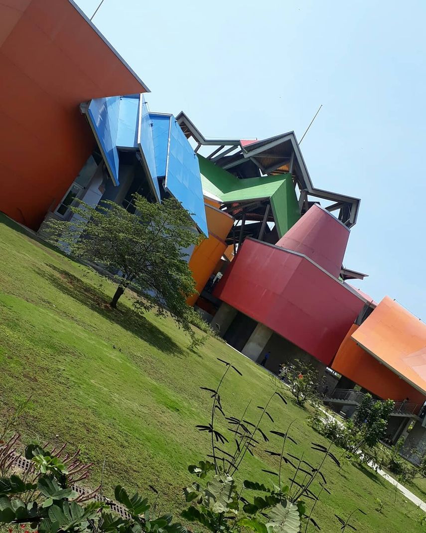 El Biomuseo ofrece varias plazas de empleos. ¡Aplica aquí!