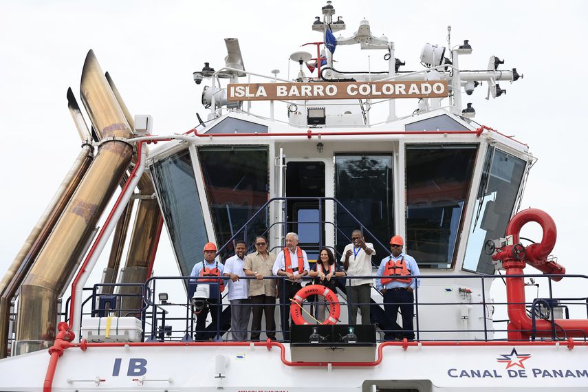 Canal de Panamá promete reducir las emisiones contaminantes Canal de Panamá promete reducir las emisiones contaminantes