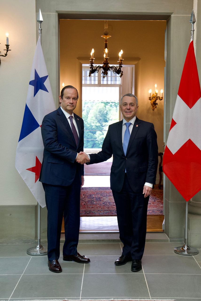 Panamá abre nueva embajada en Suiza para impulsar comercio y educación