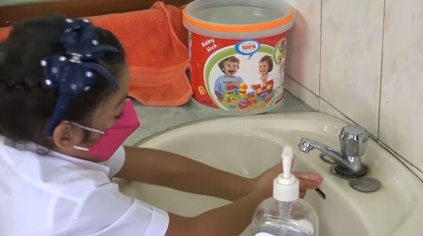 Minsa, indicó que la decisión de levantar el uso obligatorio de las mascarillas, país, se basó a la estrategia en la cobertura de vacunación en la población, aunado a los indicadores epidemiológicos. Minsa, indicó que la decisión de levantar el uso obligatorio de las mascarillas, país, se basó a la estrategia en la cobertura de vacunación en la población, aunado a los indicadores epidemiológicos.