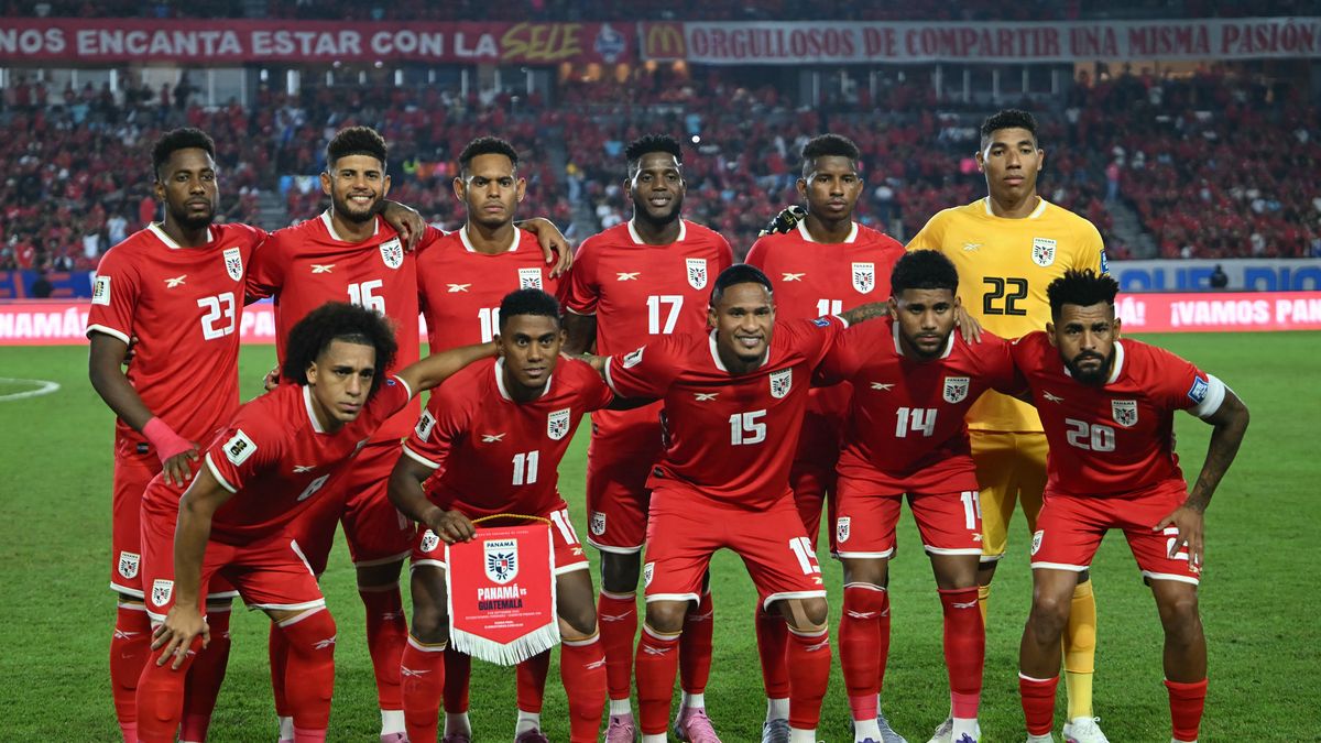El entrenador de la Selección Mayor de Panamá, Thomas Christiansen, dio a conocer este jueves la lista de 25 jugadores convocados para disputar la recta final de las Eliminatorias de CONCACAF rumbo a la Copa Mundial de la FIFA 2026, en lo que será una decisiva doble jornada del mes de noviembre. El entrenador de la Selección Mayor de Panamá, Thomas Christiansen, dio a conocer este jueves la lista de 25 jugadores convocados para disputar la recta final de las Eliminatorias de CONCACAF rumbo a la Copa Mundial de la FIFA 2026, en lo que será una decisiva doble jornada del mes de noviembre.