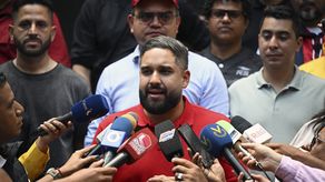 No nos van a ver débiles, dice hijo de Maduro tras captura de su padre