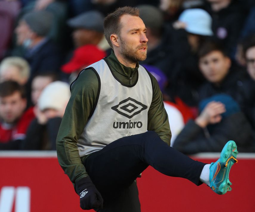 Christian Eriksen de 30 años de edad, vive con un desfibrilador interno desde el accidente cardíaco ocurrido el 12 de junio durante el partido contra Finlandia, en la Eurocopa.